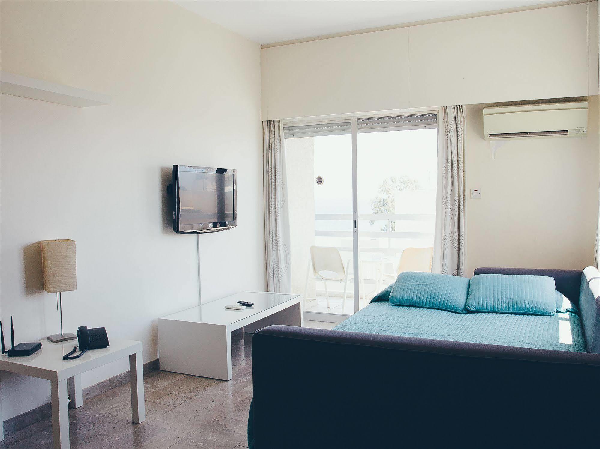 Vega Apartments Limassol Exterior photo